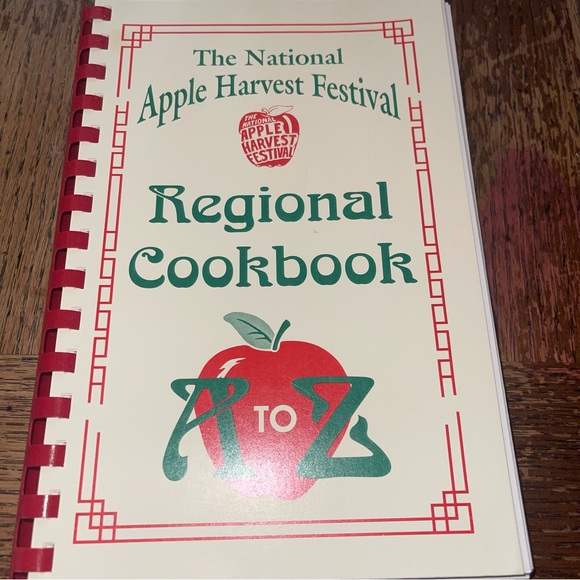 National Apple Harvest Regional Cookbook Pennsylvania 172 Pages Apple Recipes - Picture 5 of 5